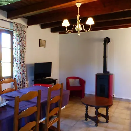 בית כפרי Maison Authentique De Sologne Avec Piscine Partagee, Jardin Et 3 - Fr-1-489-12
