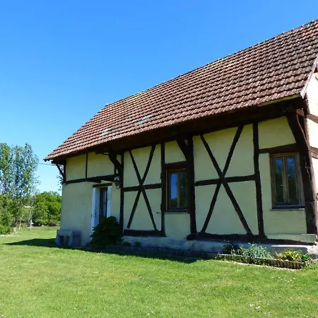 Maison Authentique De Sologne Avec Piscine Partagee, Jardin Et 3 - Fr-1-489-12 بيت للعطل *